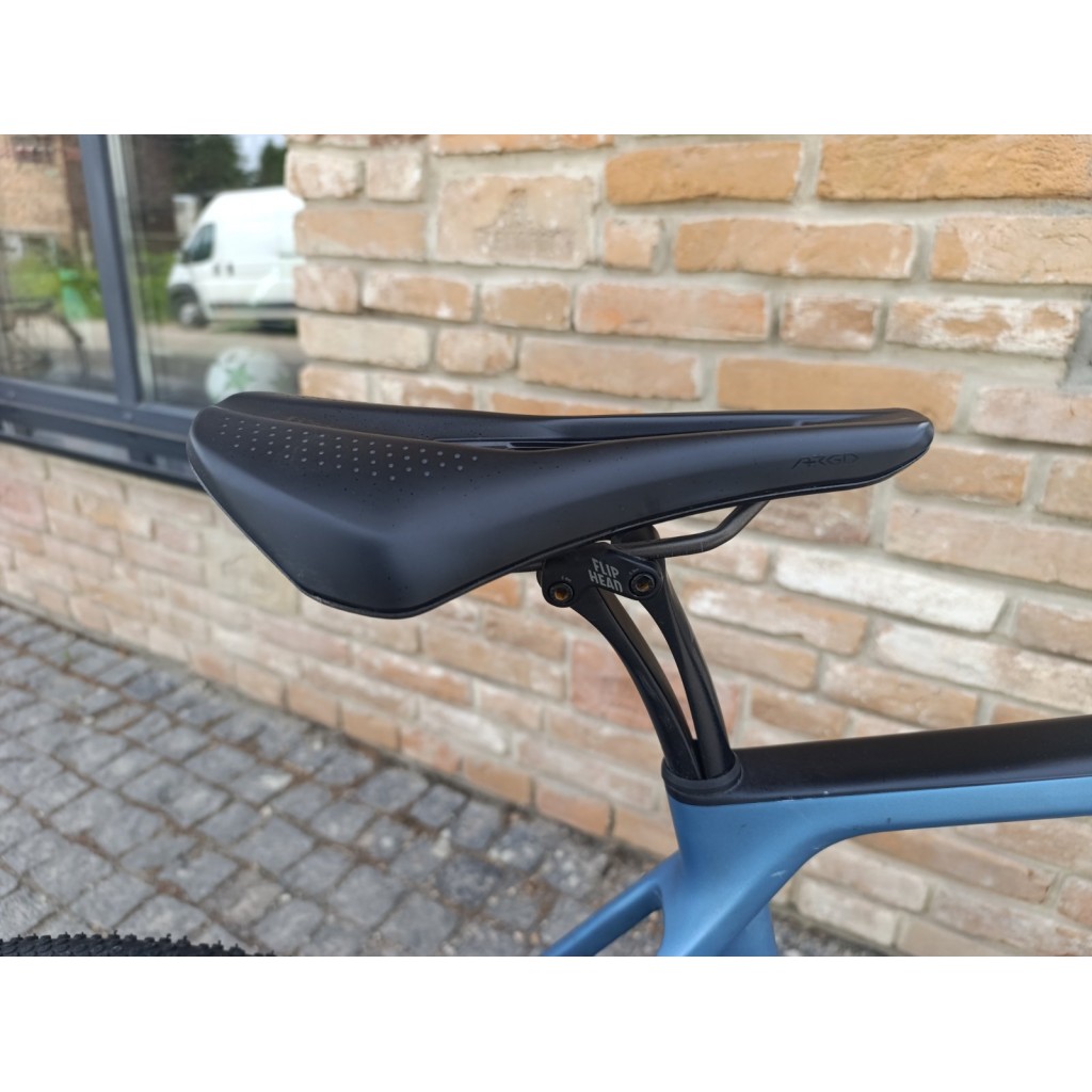 Електровелосипед Canyon Grail:ON CF8 XXL карбон, синій (EF11) Електровелосипед Canyon Grail:ON CF8 XXL карбон, синій (EF11)