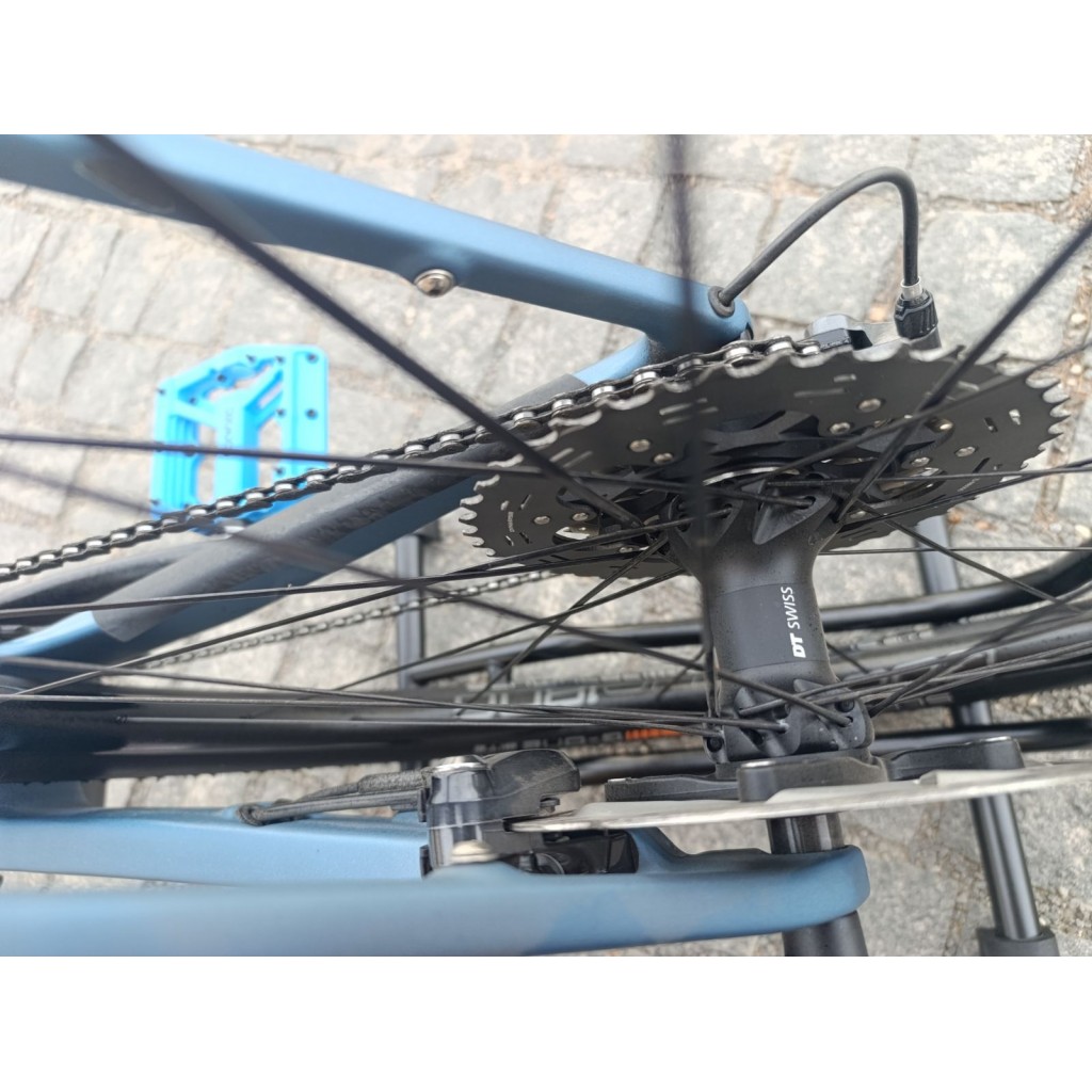 Електровелосипед Canyon Grail:ON CF8 XXL карбон, синій (EF11) Електровелосипед Canyon Grail:ON CF8 XXL карбон, синій (EF11)