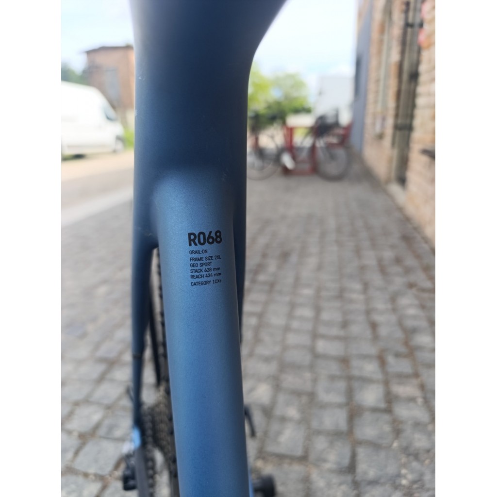 Електровелосипед Canyon Grail:ON CF8 XXL карбон, синій (EF11) Електровелосипед Canyon Grail:ON CF8 XXL карбон, синій (EF11)